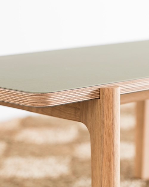 MEL bench & table