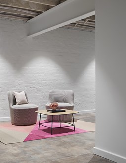HULL lounge chair HULL lounge chair