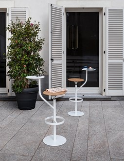 AARON outdoor stool