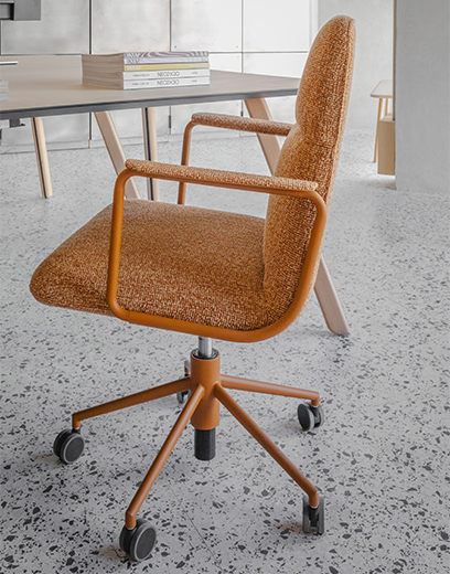 ELLE executive chair