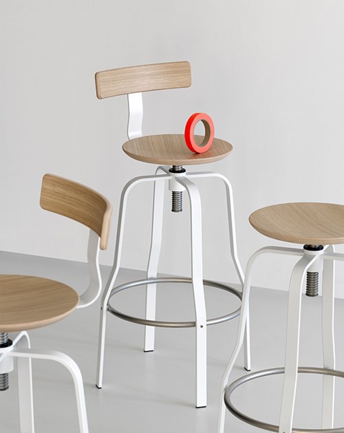 GIRO stool