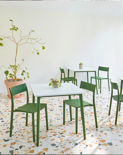 FOLK chair